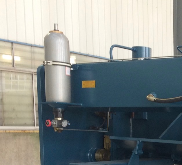 accumulator-shearing machine Mesin Shearing Akumulator