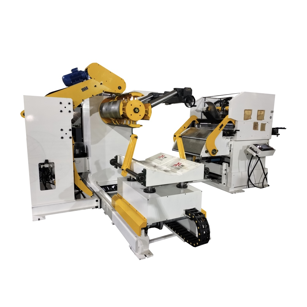 pengumpan pelurus dengan uncoiler