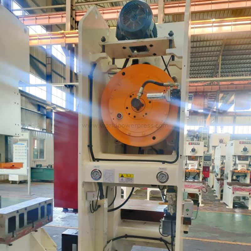 80ton Gap Frame Press dengan kontrol PLC dan kopling pneumatik