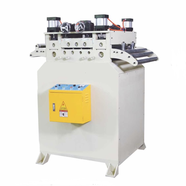 Mesin leveling strip logam