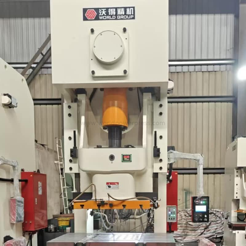 250TON TINGKAT SINGLE PNEUMATIC PNOUMATIC PUNCHING Machine untuk bagian mobil